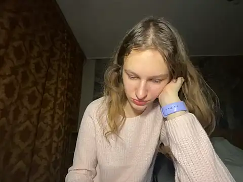 Eva Angel3 online show from October 31, 2025, 5:03 pm