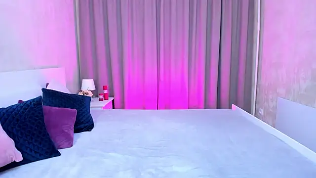 MelodyHudson online show from February 4, 2025, 2:32 pm