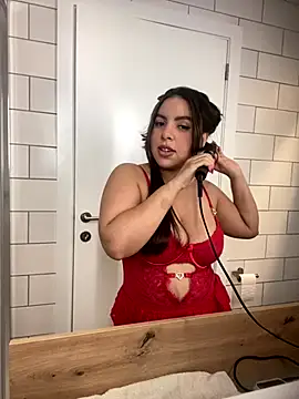 brazilianbbinuk online show from December 15, 2025, 4:11 pm