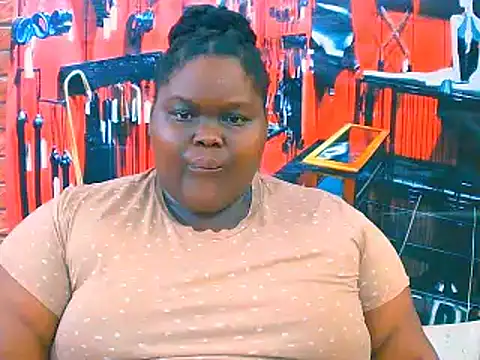 EbonyHotBuns online show from November 11, 2025, 7:36 pm