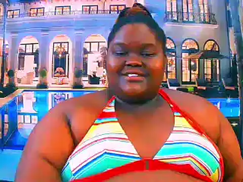 EbonyHotBuns online show from April 21, 2026, 6:23 pm