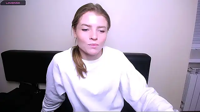 MissOliviaa  online show from December 14, 2024, 10:13 am