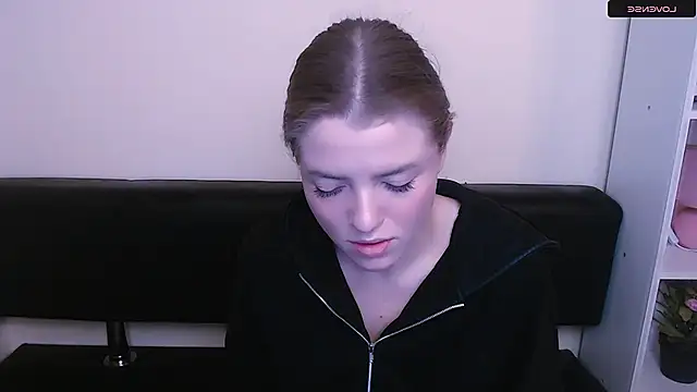 MissOliviaa  online show from January 3, 2025, 12:08 pm