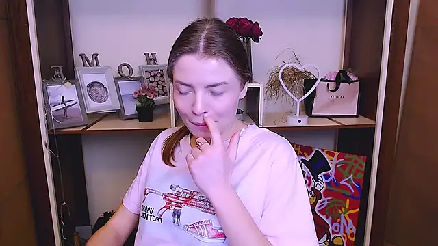 MissOliviaa  online show from January 25, 2025, 9:47 am