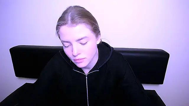 MissOliviaa  online show from January 31, 2025, 2:49 pm