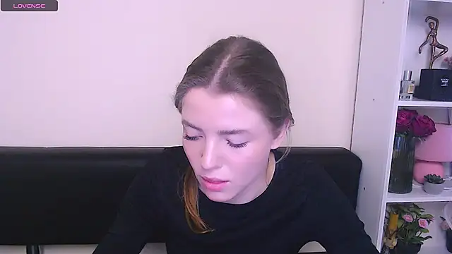 MissOliviaa  online show from February 14, 2025, 11:21 am