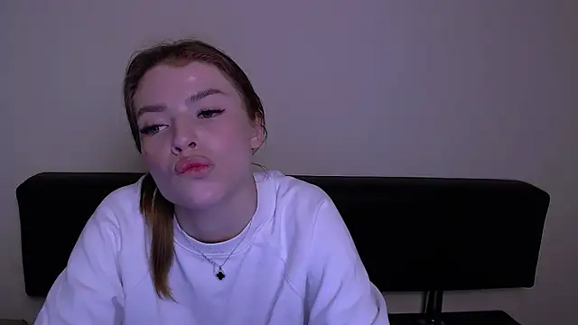 MissOliviaa  online show from March 5, 2025, 12:44 pm