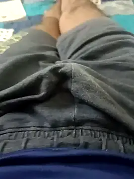 nick05inch online show from September 15, 2025, 7:52 am