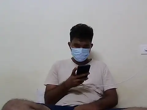 nick05inch online show from October 26, 2025, 1:17 pm