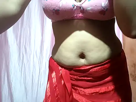 poojaxxx65 online show from February 2, 2025, 12:19 am