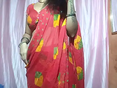 poojaxxx65 online show from March 5, 2025, 9:05 am