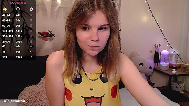 Moona xx online show from December 6, 2024, 9:24 pm