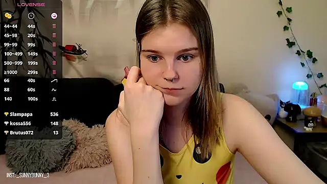 Moona xx online show from March 12, 2025, 12:31 am