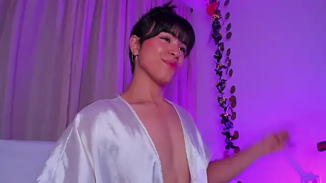 Little michell online show from October 7, 2025, 2:09 am