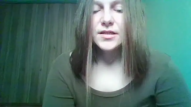 Evasapples online show from May 12, 2026, 7:22 pm