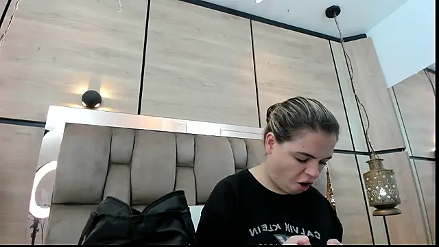 dorothy vegga online show from February 23, 2026, 3:37 am