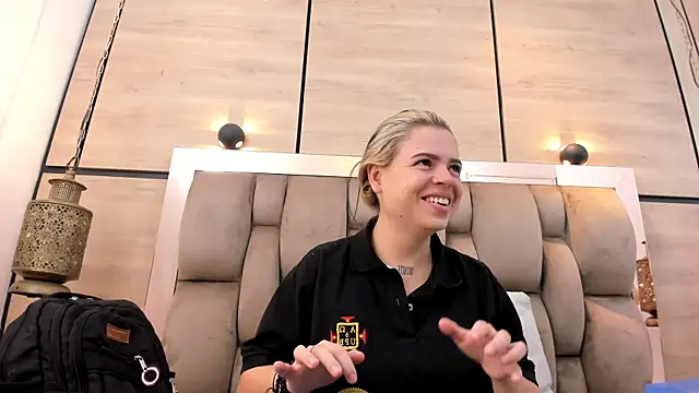 dorothy vegga online show from April 22, 2026, 3:53 am