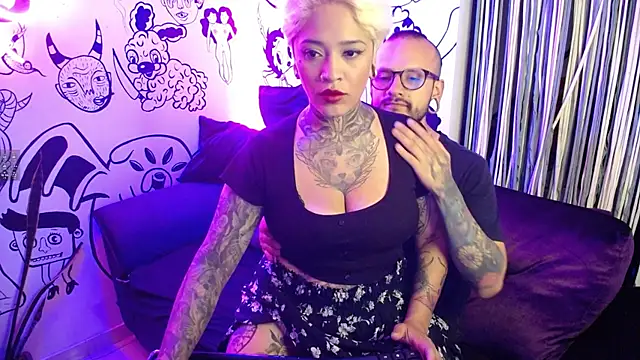 tatouagendecouple online show from January 10, 2025, 4:44 am