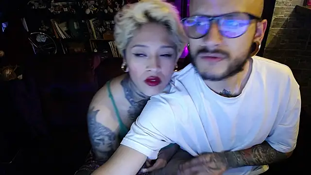 tatouagendecouple online show from February 6, 2025, 11:15 pm