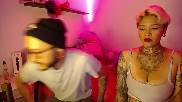 tatouagendecouple online show from February 28, 2025, 3:04 am