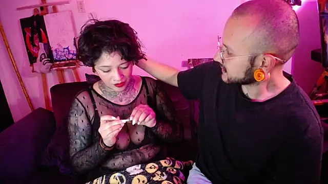 tatouagendecouple online show from November 7, 2025, 3:17 am