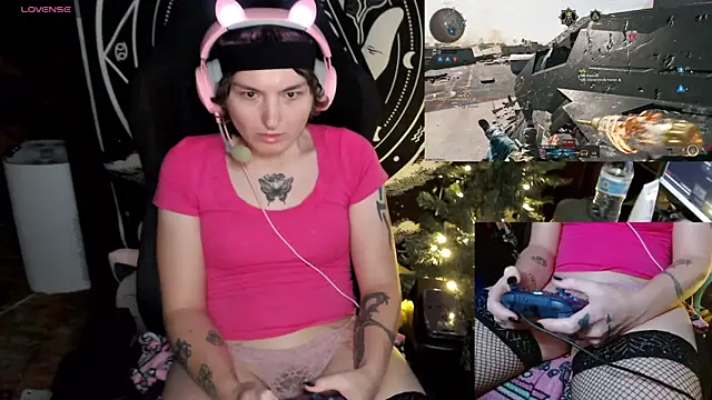 BrandiWRLD 999 online show from December 18, 2024, 12:10 am