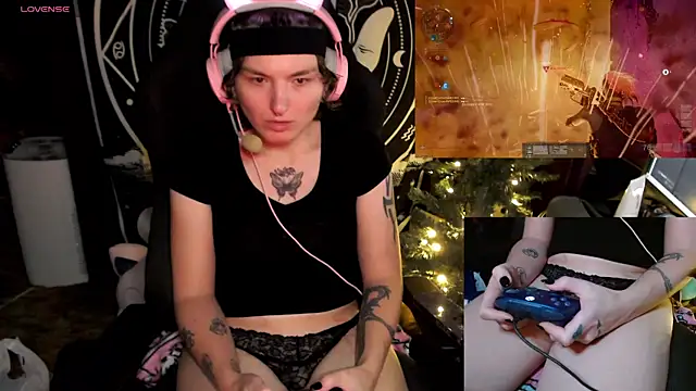 BrandiWRLD 999 online show from December 18, 2024, 11:19 pm