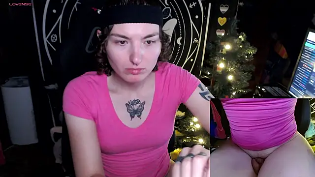 BrandiWRLD 999 online show from December 24, 2024, 12:11 am