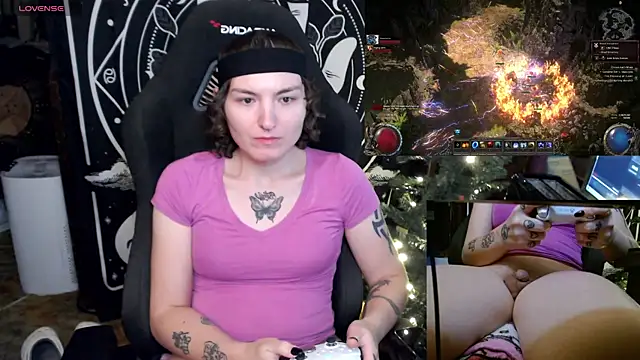 BrandiWRLD 999 online show from January 7, 2025, 2:42 am