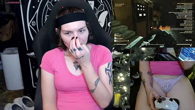 BrandiWRLD 999 online show from January 9, 2025, 3:58 am