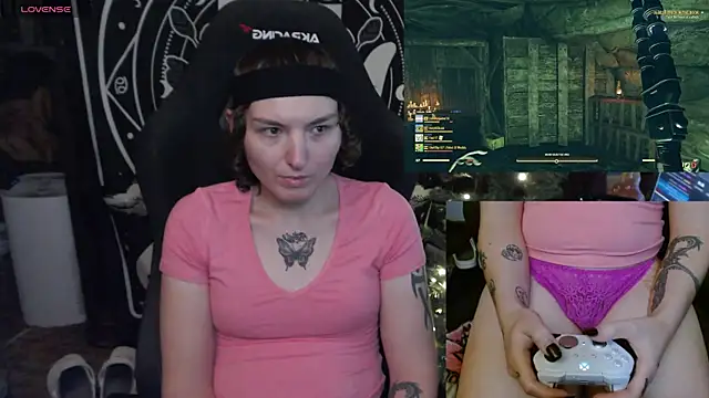 BrandiWRLD 999 online show from January 15, 2025, 12:41 am