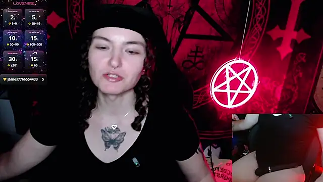 BrandiWRLD 999 online show from October 18, 2025, 6:19 pm