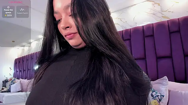 emma carterr1 online show from October 25, 2025, 1:40 pm