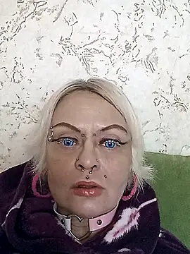 Snapshot of Gardener_of_Illusions chatting on December 17, 2025, 1:50 pm Gardener of Illusions online show from December 17, 2025, 1:50 pm