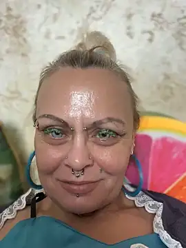 Gardener of Illusions online show from April 22, 2026, 6:20 pm