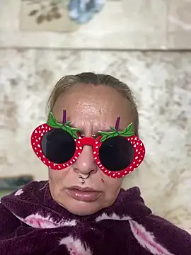 Gardener of Illusions online show from June 30, 2026, 4:13 am