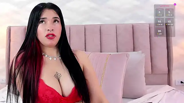 im nika  online show from January 31, 2025, 6:57 pm