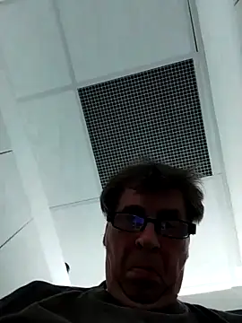 Lisak951 online show from April 27, 2026, 7:23 pm