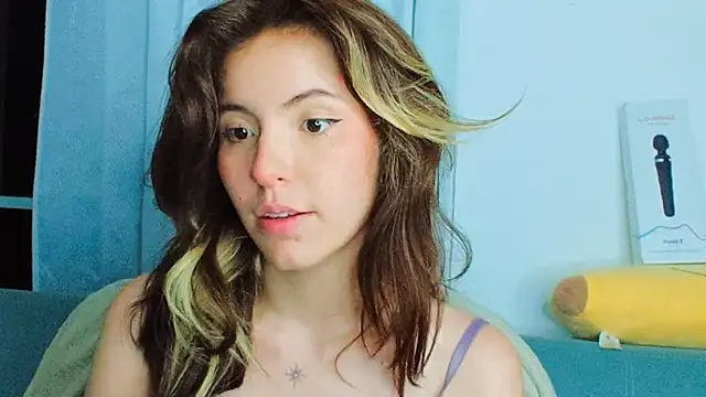 cherrybom969 online show from January 29, 2025, 3:12 am