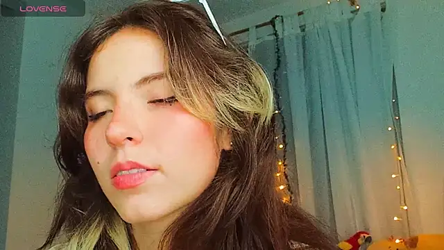 cherrybom969 online show from February 24, 2025, 3:44 am