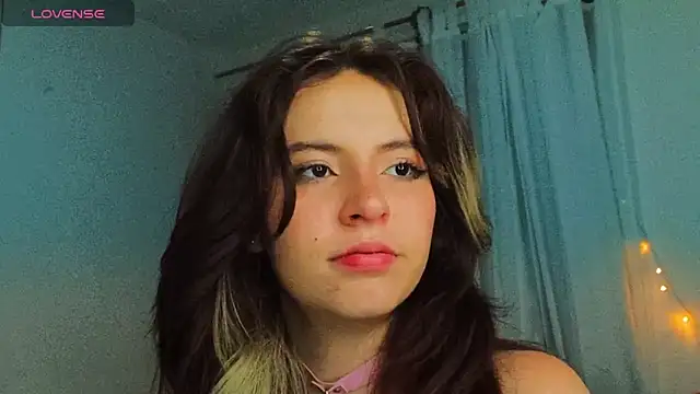 cherrybom969 online show from March 8, 2025, 2:55 am