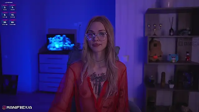 Snapshot of ManiFreyja chatting on December 21, 2024, 1:47 am ManiFreyja online show from December 21, 2024, 1:47 am