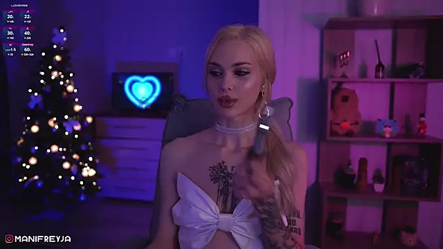 Snapshot of ManiFreyja chatting on January 4, 2025, 5:47 pm ManiFreyja online show from January 4, 2025, 5:47 pm