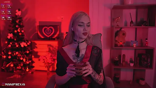 Snapshot of ManiFreyja chatting on January 8, 2025, 7:56 pm ManiFreyja online show from January 8, 2025, 7:56 pm