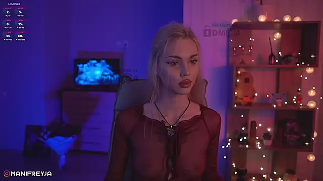 Snapshot of ManiFreyja chatting on February 1, 2025, 10:55 pm ManiFreyja online show from February 1, 2025, 10:55 pm