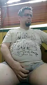 Snapshot of MrBig_2024 chatting on January 24, 2025, 8:32 pm MrBig 2024 online show from January 24, 2025, 8:32 pm