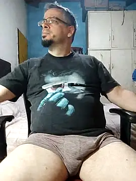Snapshot of MrBig_2024 chatting on February 19, 2025, 9:14 pm MrBig 2024 online show from February 19, 2025, 9:14 pm