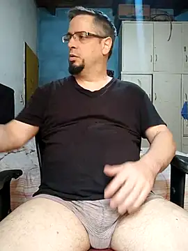 Snapshot of MrBig_2024 chatting on February 22, 2025, 5:13 pm MrBig 2024 online show from February 22, 2025, 5:13 pm