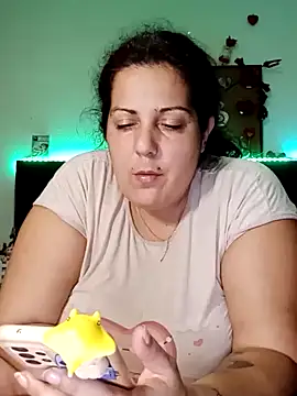 Snapshot of kittymorenita26 chatting on January 12, 2025, 1:32 am kittymorenita26 online show from January 12, 2025, 1:32 am