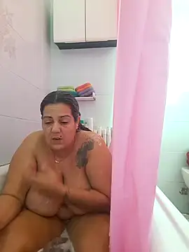 Snapshot of kittymorenita26 chatting on January 17, 2025, 2:18 pm kittymorenita26 online show from January 17, 2025, 2:18 pm